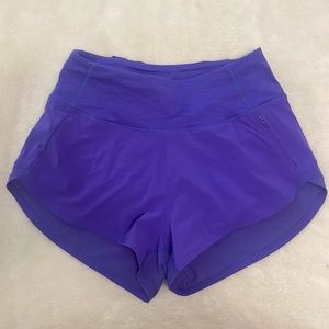 SOLD OUT!!!!! RARE!!!!!! Outdoor Voices Hudson 2.5 Shorts in Violet